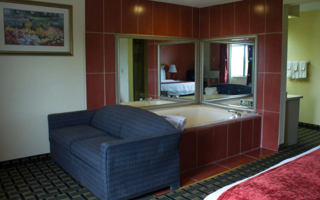 Baymont Inn and Suites Springfield