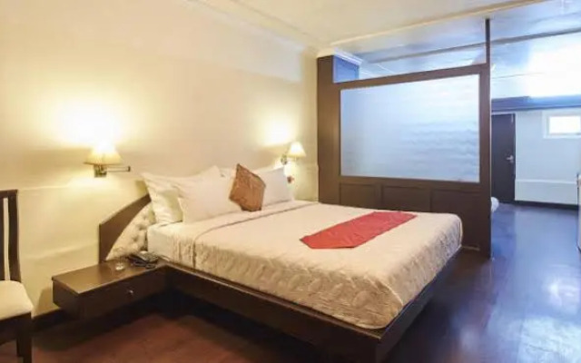 OYO Rooms Juhu Chowpatty