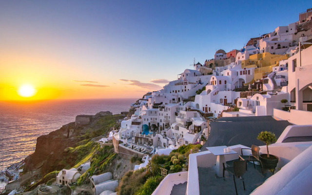 Theodora Suites Santorini