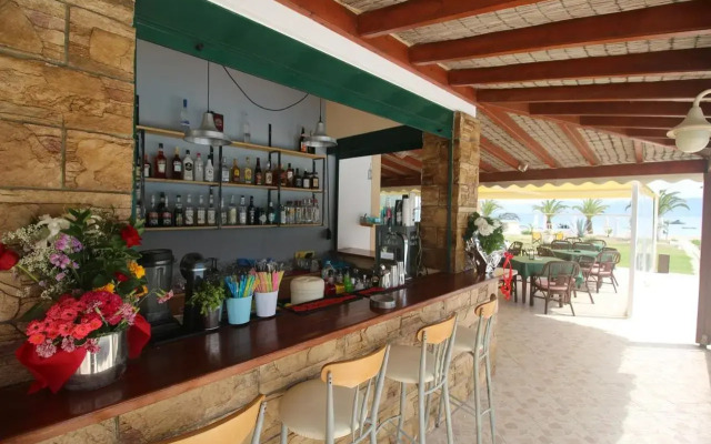 UMBRELLA BEACH APARTMENTs