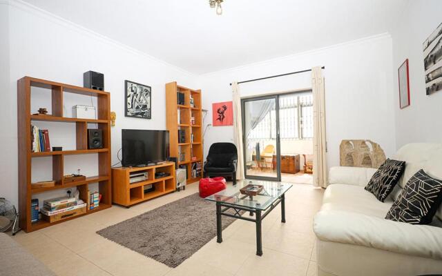A64 - Barreira Holiday Flat in Lagos