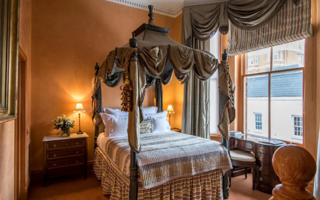 San Domenico House