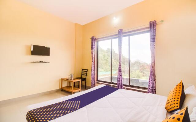 OYO 61807 The Shelar Royal Inn