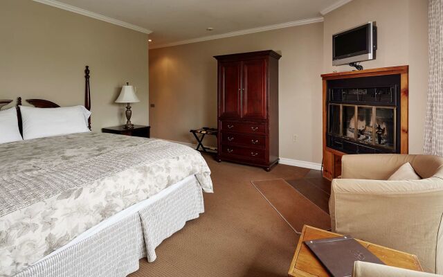 Sir Sam's Inn & Waterspa - Adults Only