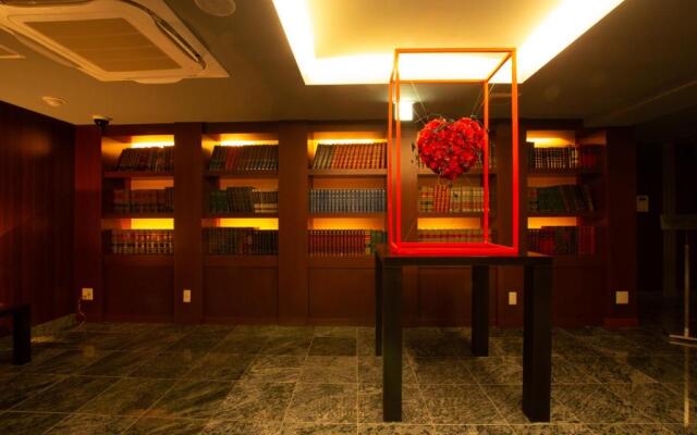 Blue Hotel Octa - Adults Only