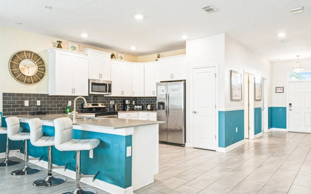 Elegant Home With Resort Amenities, Gameroom