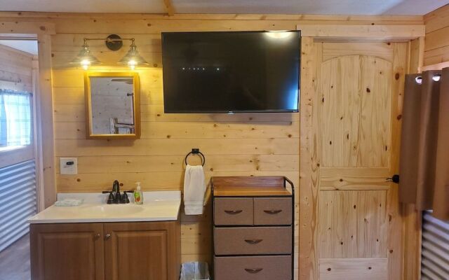 Glacier Acres Guest Ranch