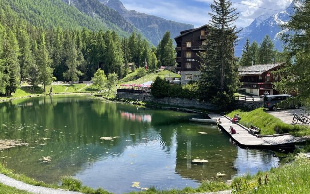 Sera Lodge Wohnung Brunegghorn Gr Chen