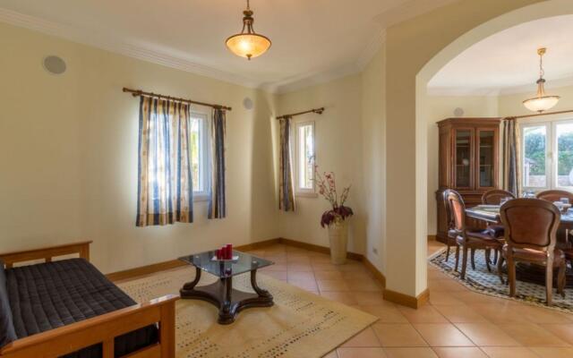 V4 Alegria (V2G2) in Albufeira