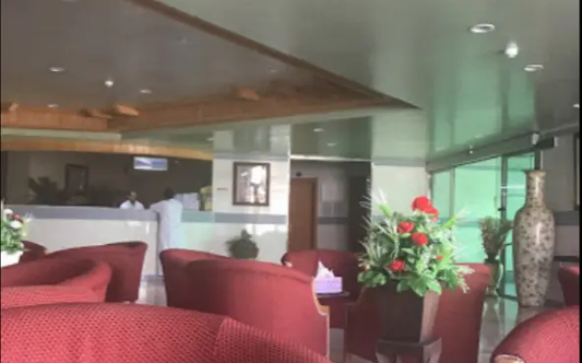 Al-Muteb Suites Khreis