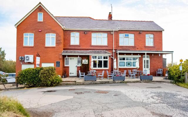 The Cliffemount Hotel