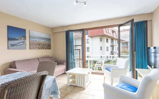 Spacious Apartment With View