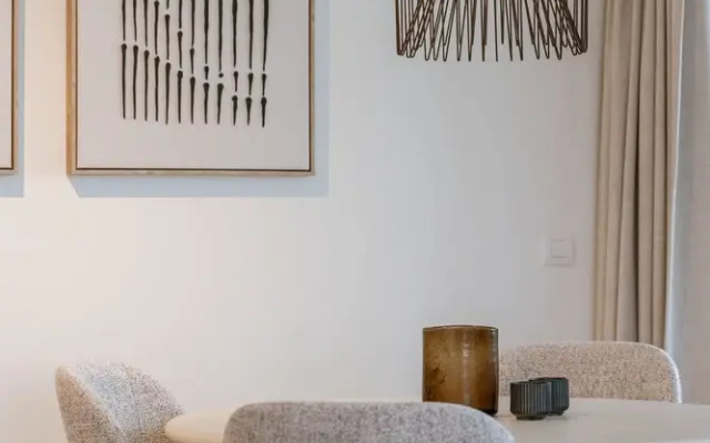 Ostend Luxury 4-guest Balcony and Free Parking