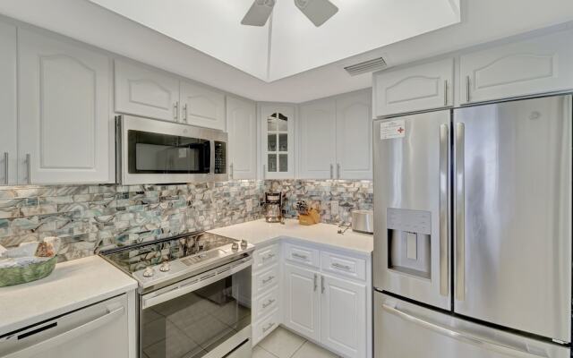 Beach  One Bedroom Villa by RedAwning