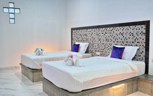 Seamount Hotel