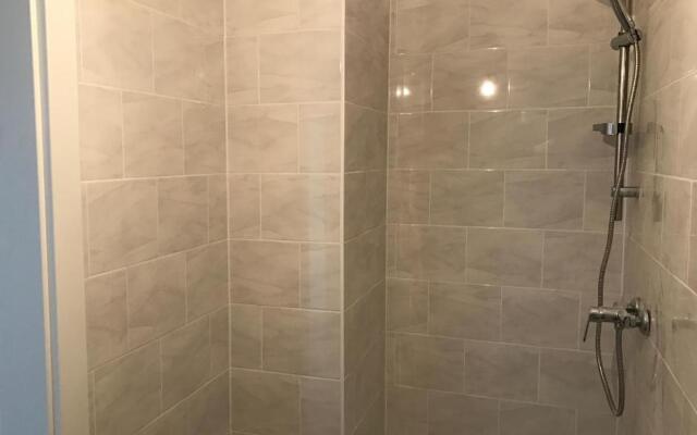 Saralo Apartments 1050