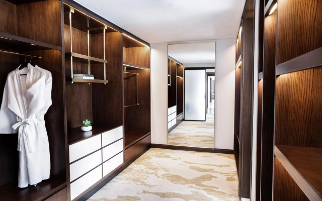 Crowne Plaza Vinh Yen City Centre – Guest Rooms – Vinh Yen