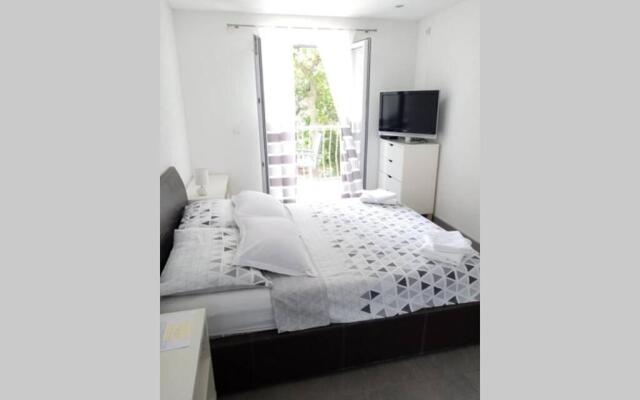 Studio apartman Iva