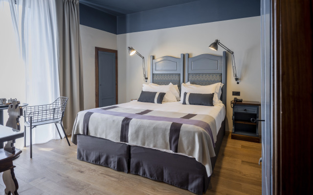 Hotel Priori Secret Garden