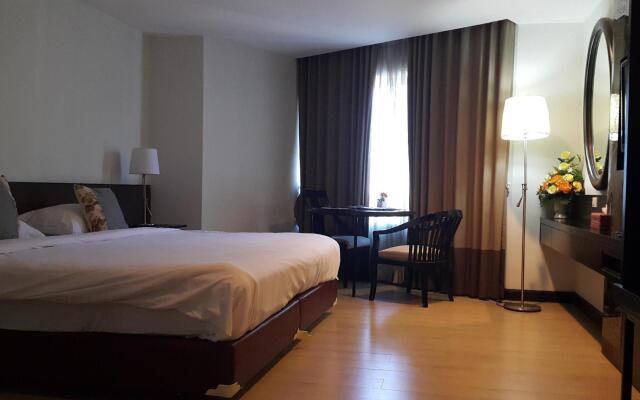 Royal Diamond Hotel