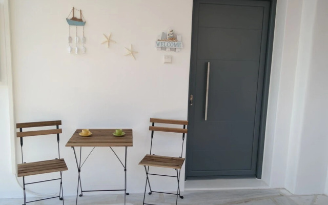 Sand Lily Mykonos