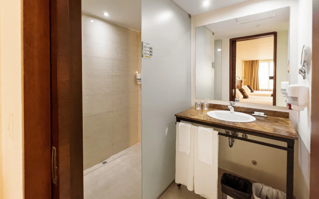 Torre De Cali Plaza Hotel