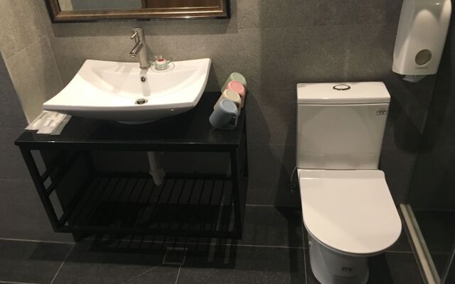 Roaders Hotel Tainan ChengDa