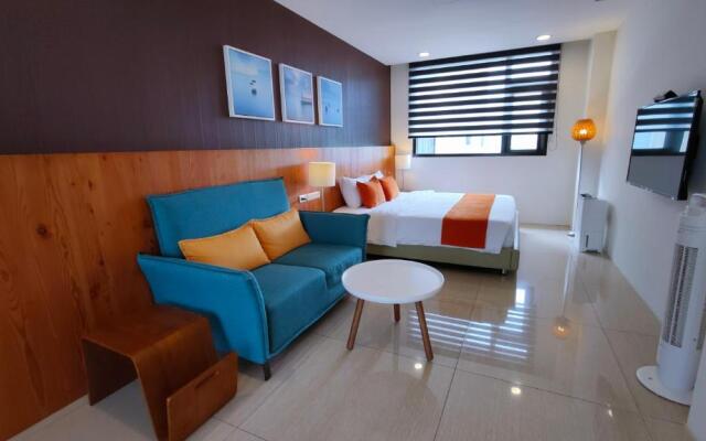 Riverbank Villa