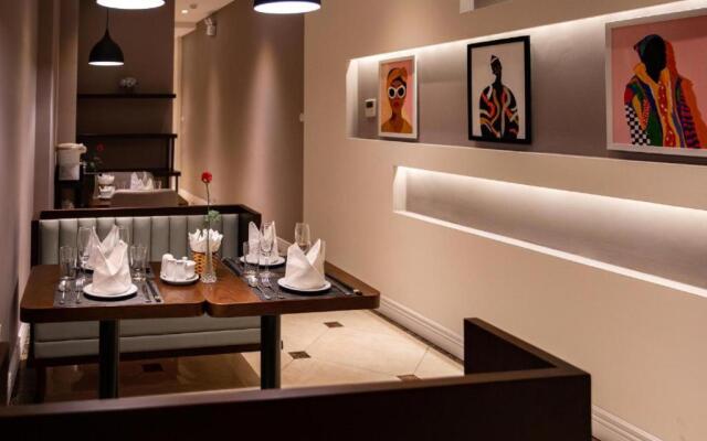 Hanoi Lakeside Premium Hotel
