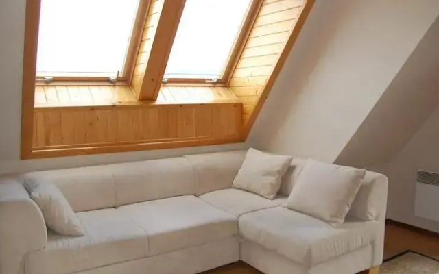 Apartament Orli