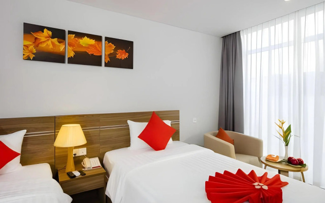 Maple Leaf Hotel & Apartment