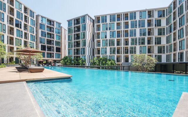 Favstay - The Base Uptown Phuket