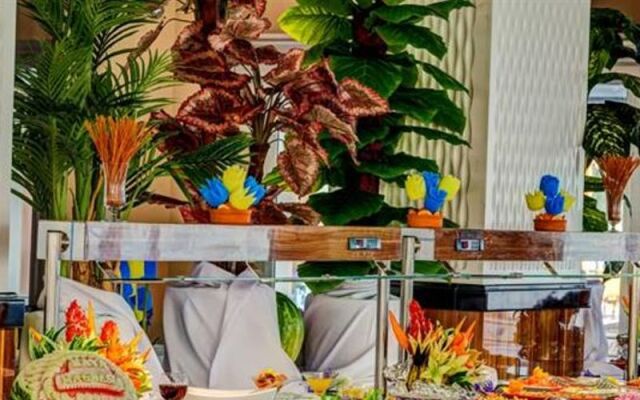 Kaynesia Hotel