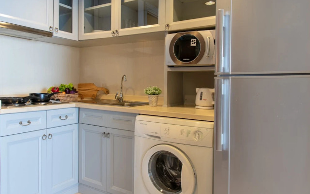 Antique Palace Apartment