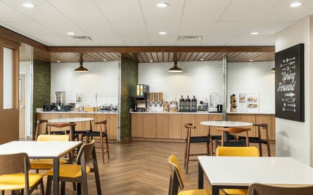 Fairfield Inn & Suites Salina