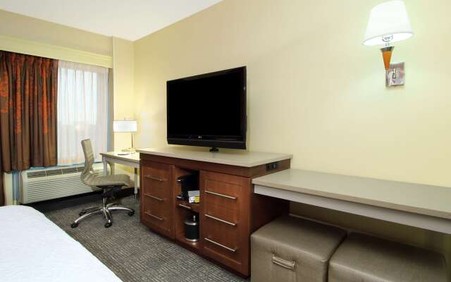 Hampton Inn & Suites Columbus-Downtown