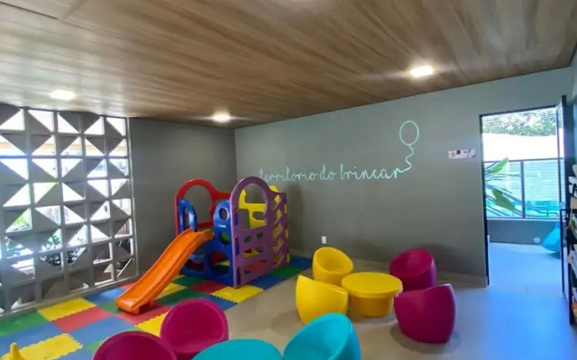 Studio Design 3 Apt 812