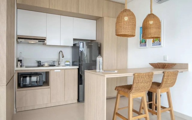 w Majestic Loft w Ocean View in Crespo