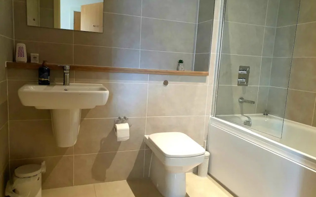 2 Bedroom Apartment in Media City Manchester