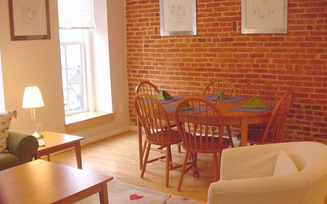 Celie's Waterfront Inn