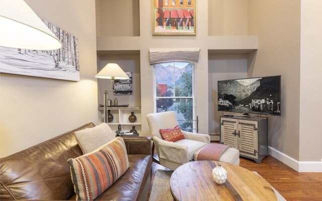 River Club 309 2 Bedroom Condo by Alpine Lodging Telluride