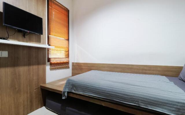 Oliver's Guest House by ZUZU