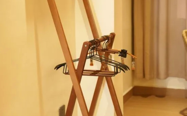 Furong Town Qinghuan Washe Inn