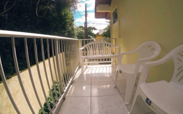 6 Bedroom House - 205