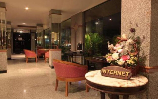 Supar Royal Beach Hotel
