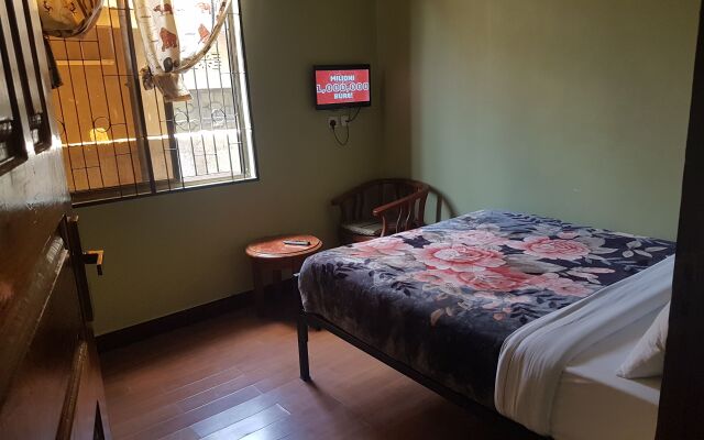 Co Msasani Guest House