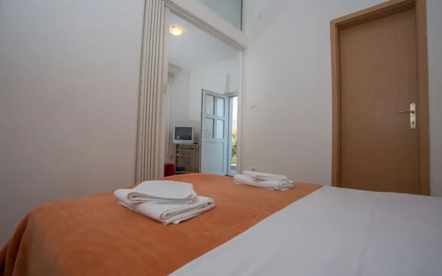 Beach Apartments Rumin