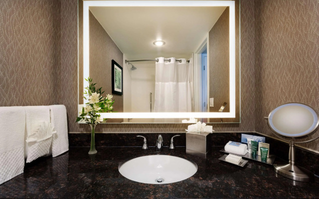 Hilton Cincinnati Airport