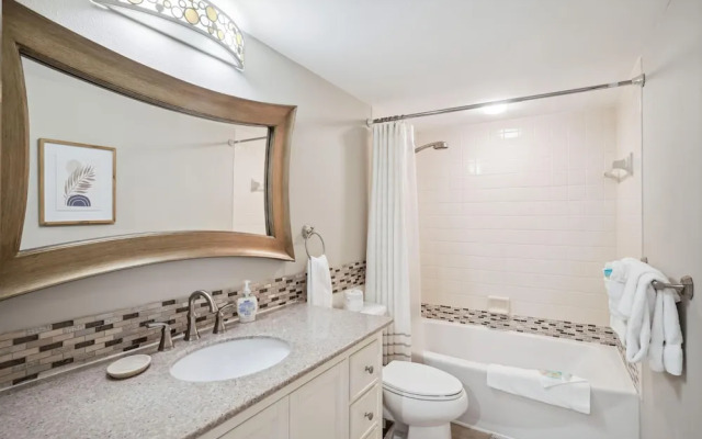 Land's End 1-306 Bay Front- Premier