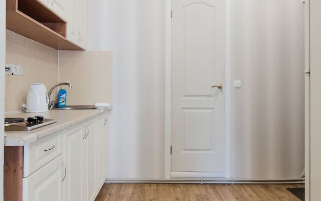 LeonRooms Pokrovskiy 8-2